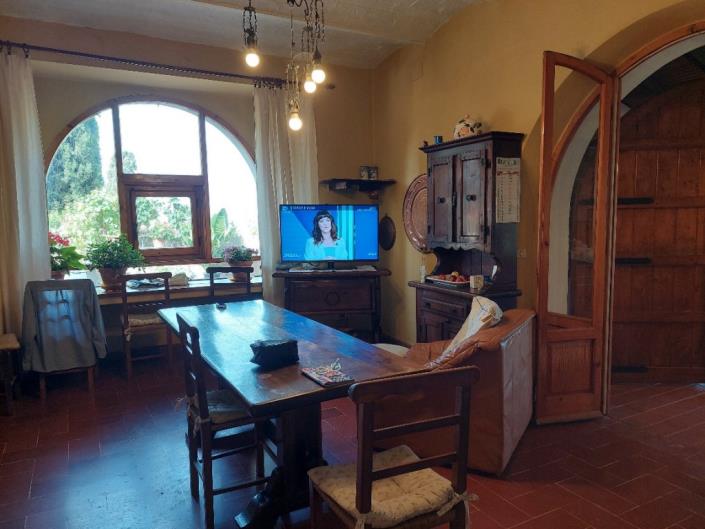 Image No.9-4 Bed Farmhouse for sale