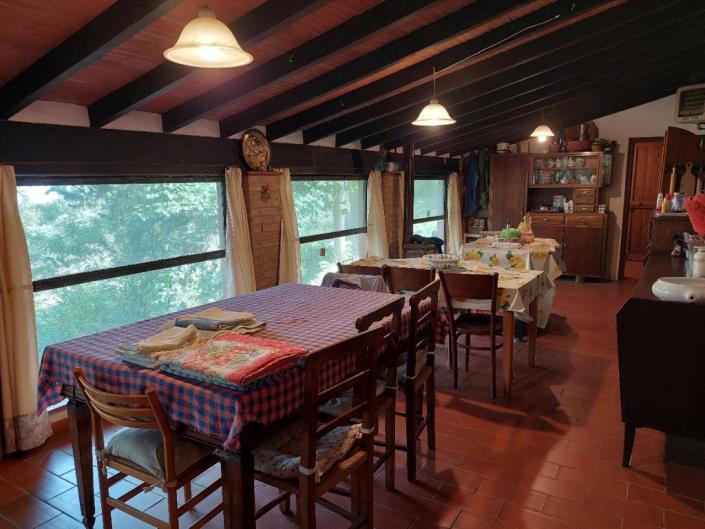 Image No.11-4 Bed Farmhouse for sale