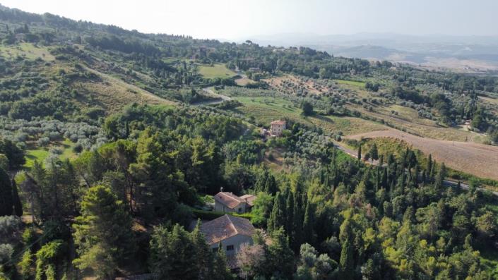 Image No.24-4 Bed Farmhouse for sale