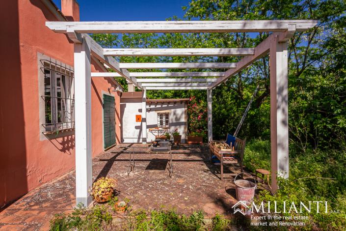 Image No.8-4 Bed Farmhouse for sale