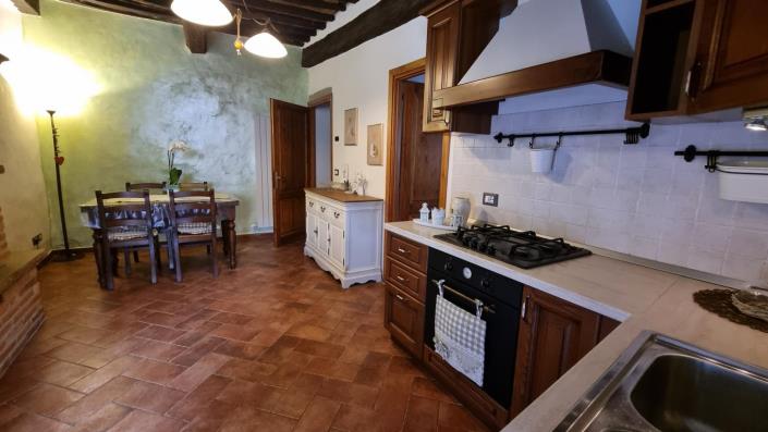 Image No.5-2 Bed Townhouse for sale