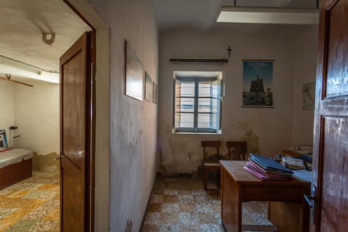 Image No.13-5 Bed Farmhouse for sale