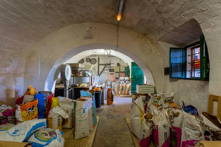 Image No.24-5 Bed Farmhouse for sale