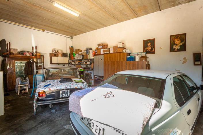 Image No.48-5 Bed Farmhouse for sale