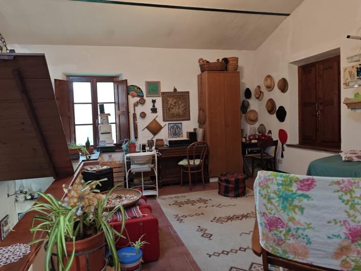 Image No.5-3 Bed Country House for sale