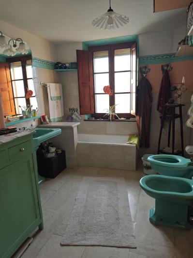 Image No.6-3 Bed Country House for sale