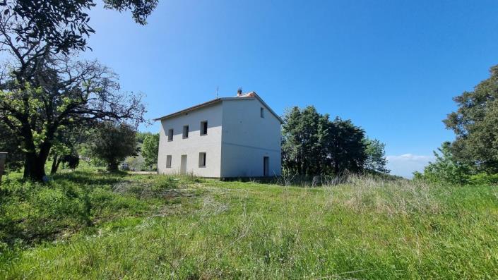 Image No.6-3 Bed Country House for sale