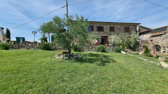 Image No.3-7 Bed Country Property for sale