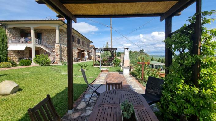 Image No.6-7 Bed Country Property for sale