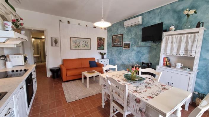 Image No.22-7 Bed Country Property for sale