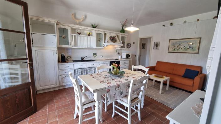 Image No.26-7 Bed Country Property for sale