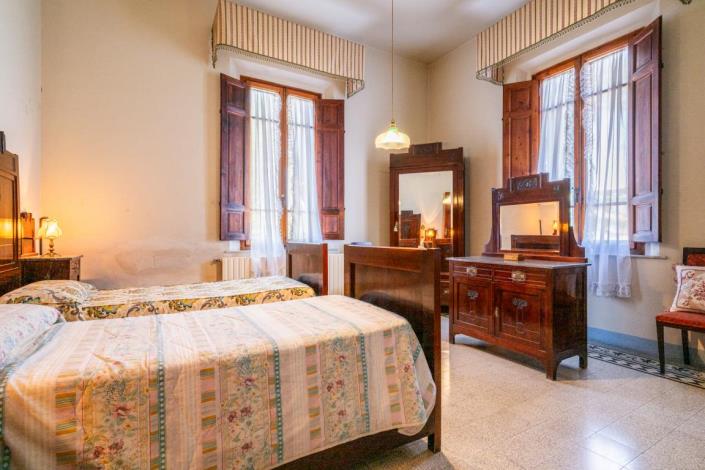 Image No.34-5 Bed Villa for sale