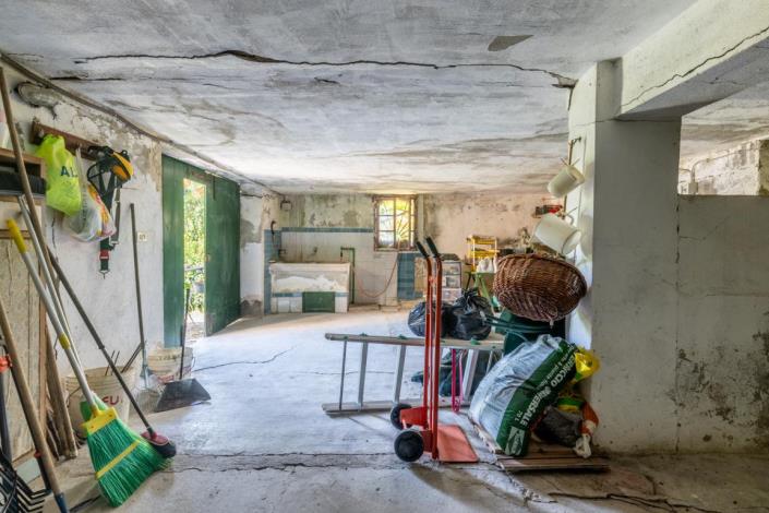 Image No.41-5 Bed Villa for sale