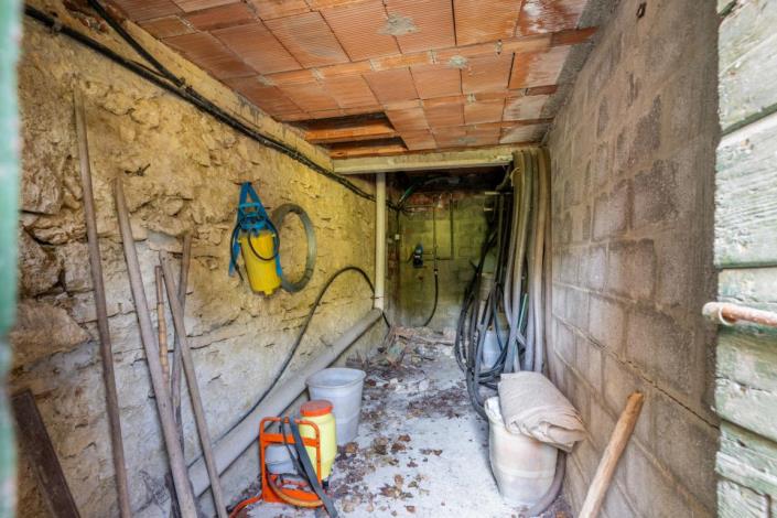 Image No.42-5 Bed Villa for sale