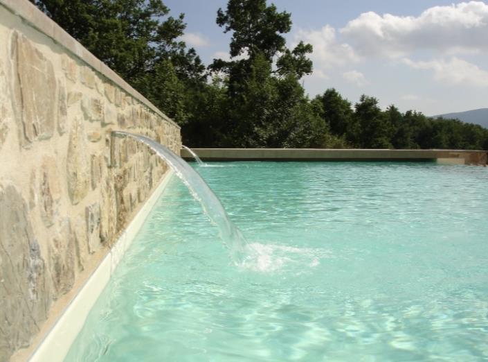 Image No.2-7 Bed Farmhouse for sale