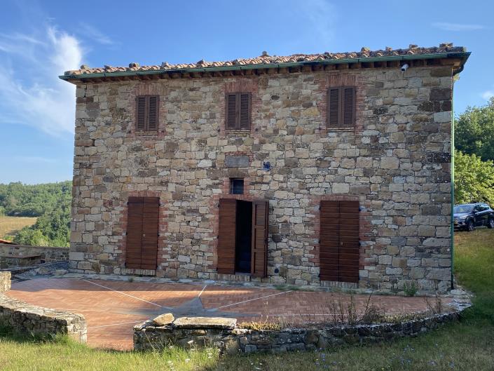 Image No.12-7 Bed Farmhouse for sale