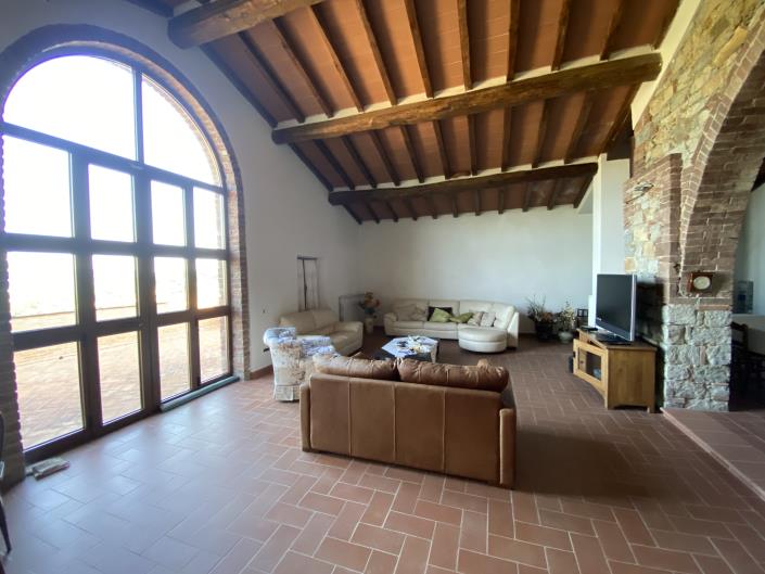 Image No.13-7 Bed Farmhouse for sale