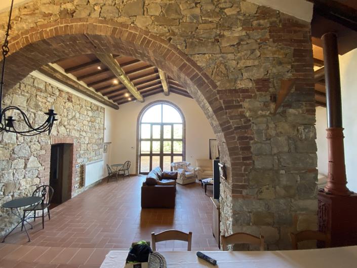 Image No.17-7 Bed Farmhouse for sale