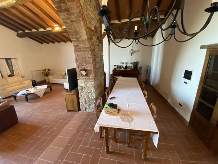 Image No.19-7 Bed Farmhouse for sale