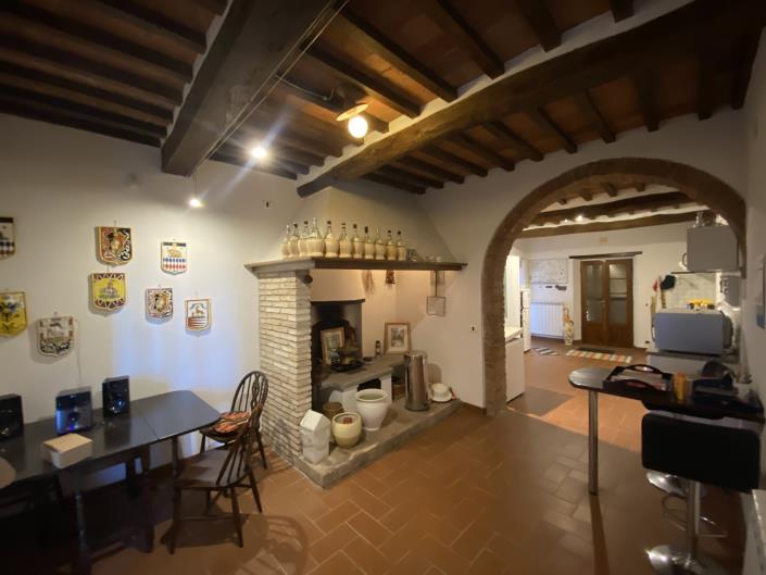 Image No.22-7 Bed Farmhouse for sale