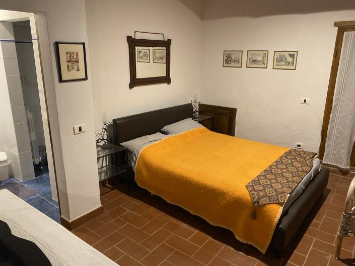 Image No.31-7 Bed Farmhouse for sale