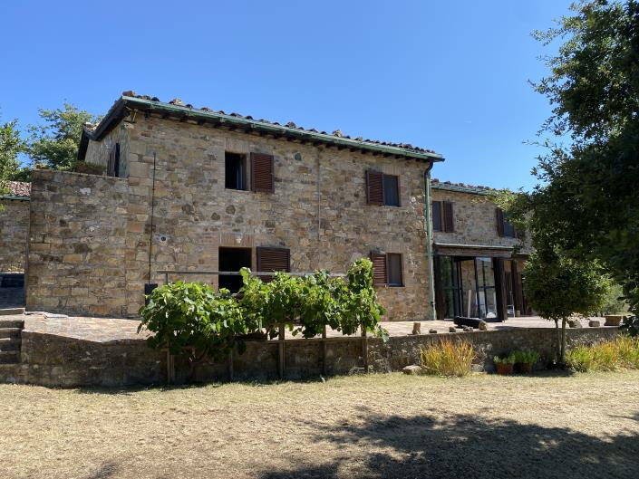 Image No.3-5 Bed Farmhouse for sale