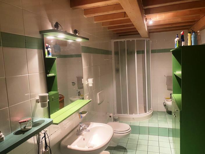 Image No.28-5 Bed Farmhouse for sale