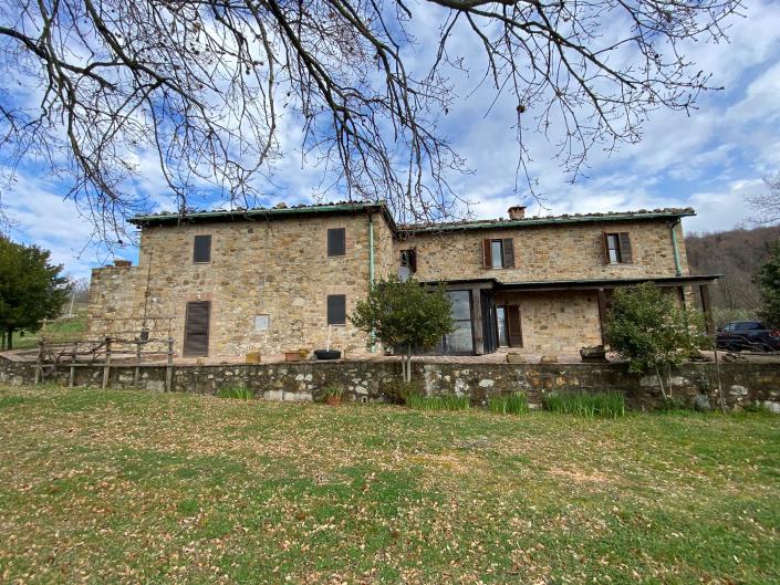 Image No.6-5 Bed Farmhouse for sale