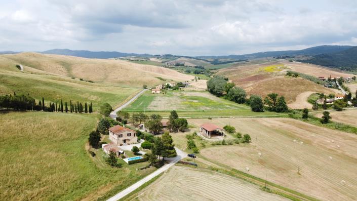 Image No.5-4 Bed Farmhouse for sale