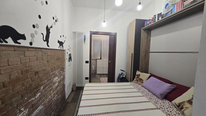 Image No.13-4 Bed Farmhouse for sale