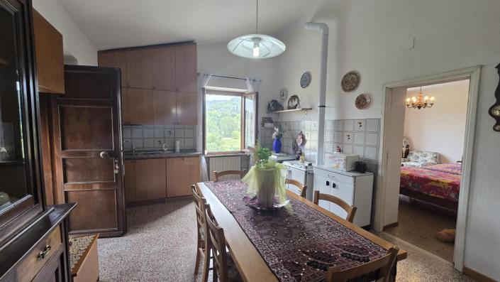 Image No.16-4 Bed Farmhouse for sale