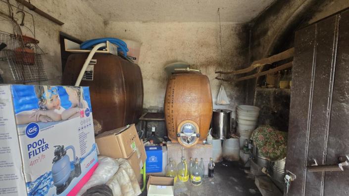 Image No.24-4 Bed Farmhouse for sale