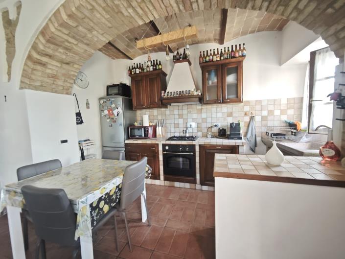 Image No.12-4 Bed Apartment for sale