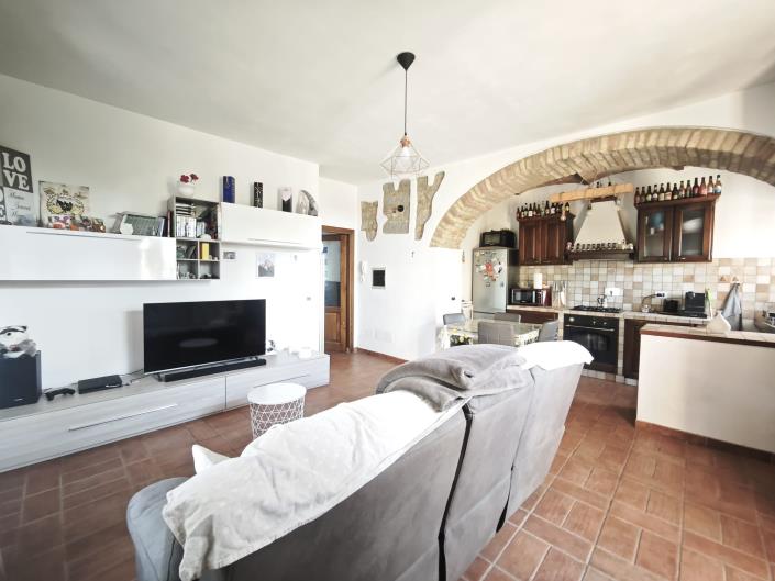 Image No.15-4 Bed Apartment for sale