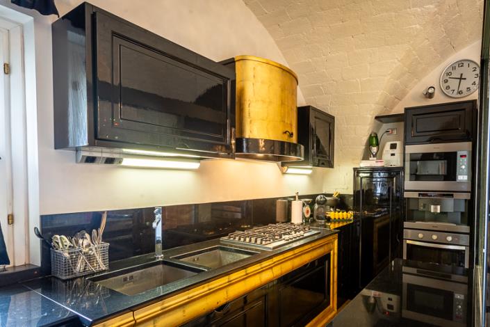 Image No.10-2 Bed Apartment for sale