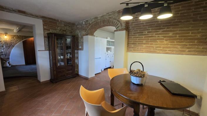 Image No.19-4 Bed Country House for sale