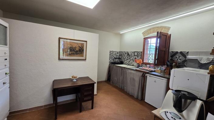 Image No.21-4 Bed Country House for sale