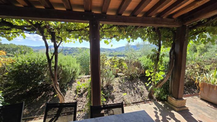 Image No.19-4 Bed Barn for sale