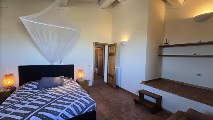 Image No.21-2 Bed Apartment for sale