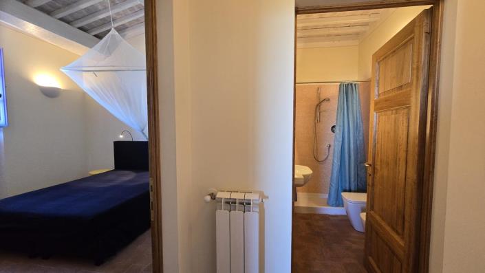 Image No.32-2 Bed Apartment for sale