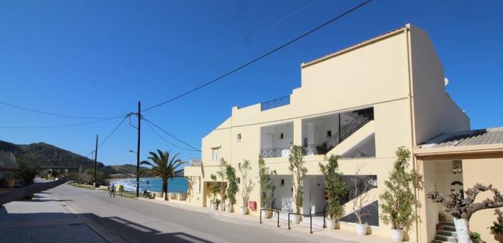 Image No.4-14 Bed Hotel for sale