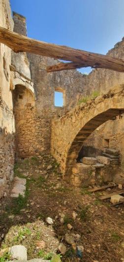 Image No.30-4 Bed Village House for sale