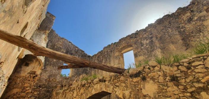 Image No.33-4 Bed Village House for sale