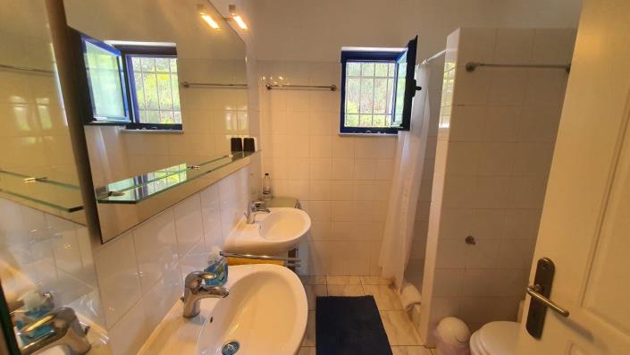 Image No.17-4 Bed Villa / Detached for sale