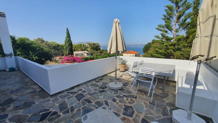 Image No.2-4 Bed Villa / Detached for sale