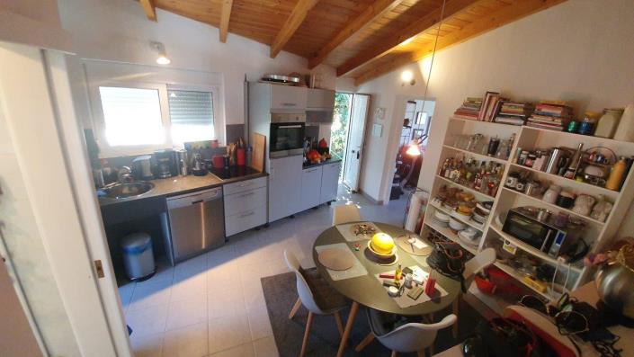 Image No.37-4 Bed Villa / Detached for sale