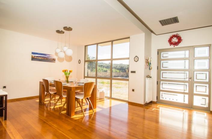 Image No.5-3 Bed Villa / Detached for sale