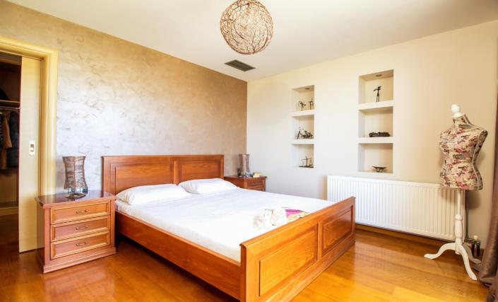 Image No.7-3 Bed Villa / Detached for sale