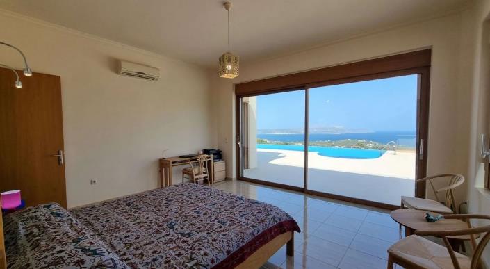 Image No.11-3 Bed Villa / Detached for sale