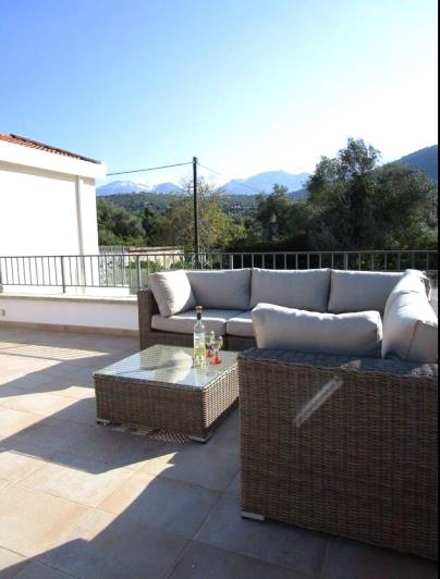 Image No.15-3 Bed Villa / Detached for sale